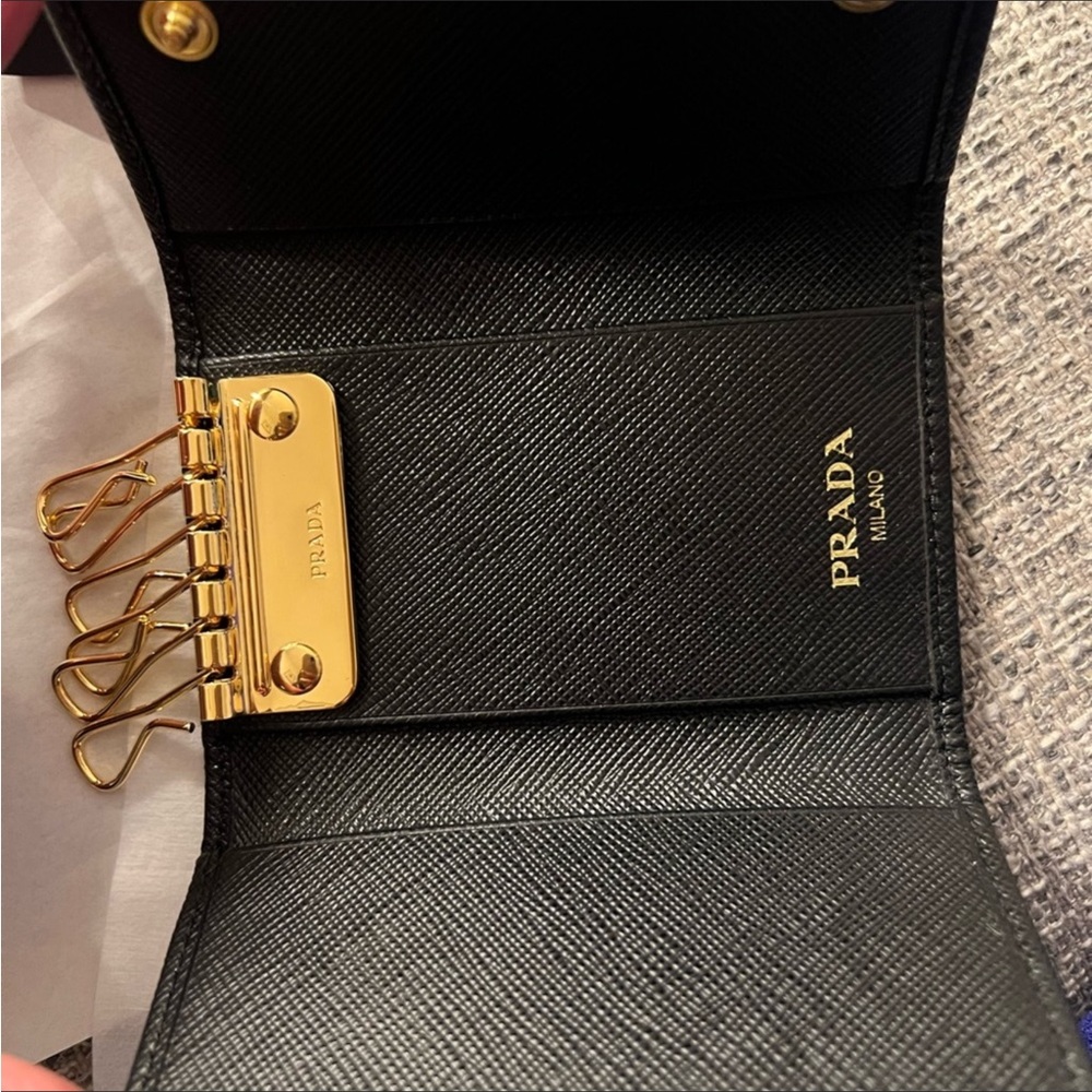 BNIB Rare Authentic Prada Tessuto Nylon Saffiano 6 Key Card Holder Wallet NWT - Picture 6 of 15
